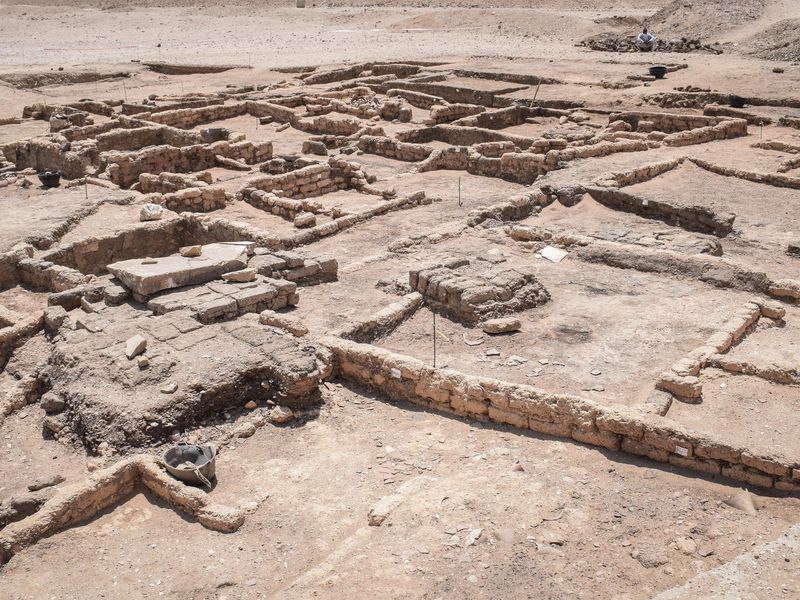 Archaeologists In Egypt Discover 3 000 Year Old Lost Golden City